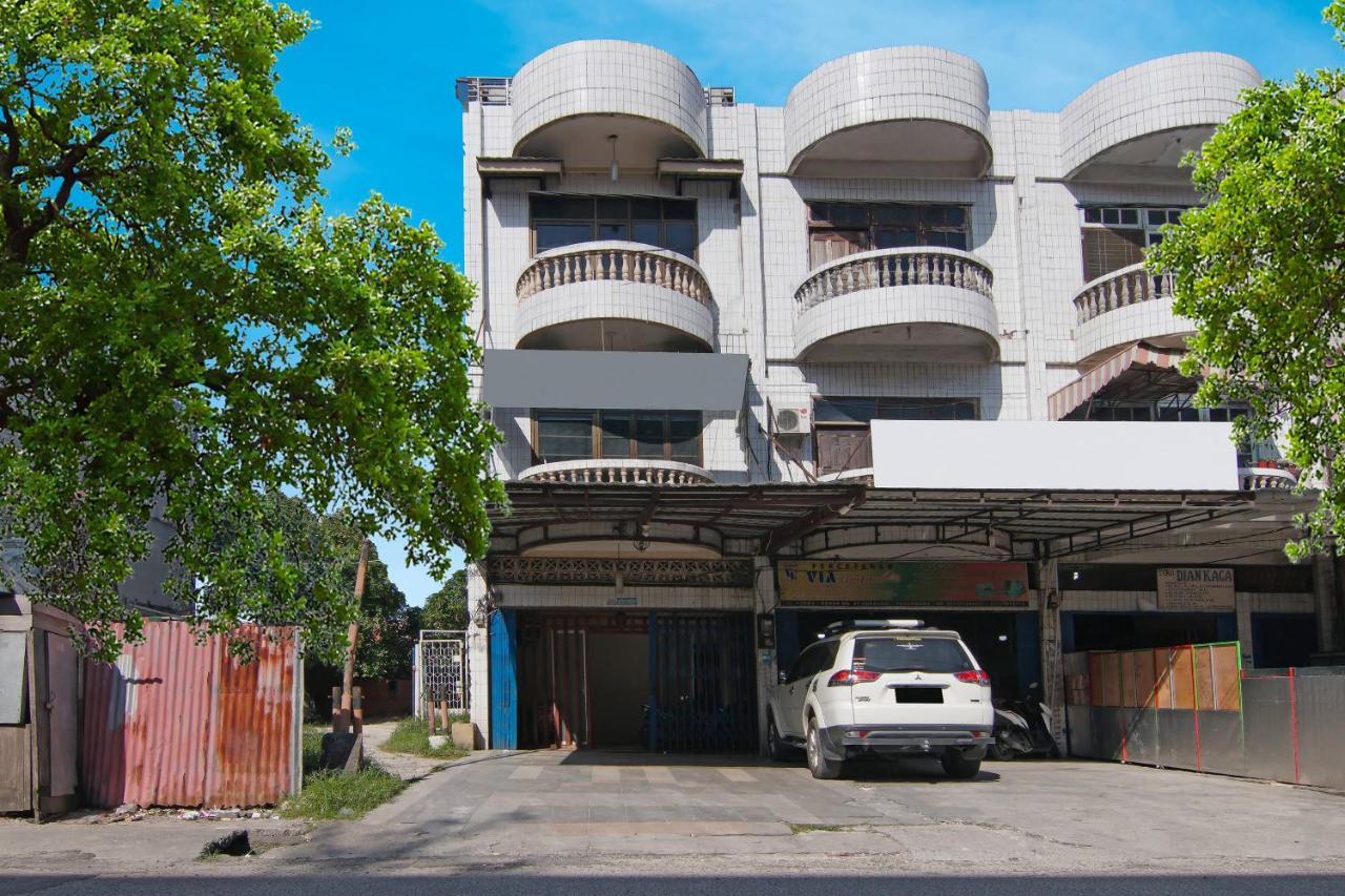 Oyo 91510 Homestay Utama Syariah Pekanbaru Zewnętrze zdjęcie