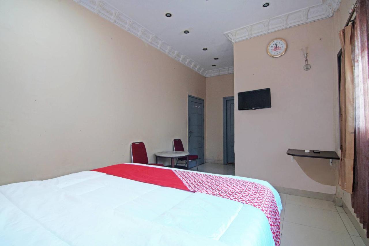 Oyo 91510 Homestay Utama Syariah Pekanbaru Zewnętrze zdjęcie