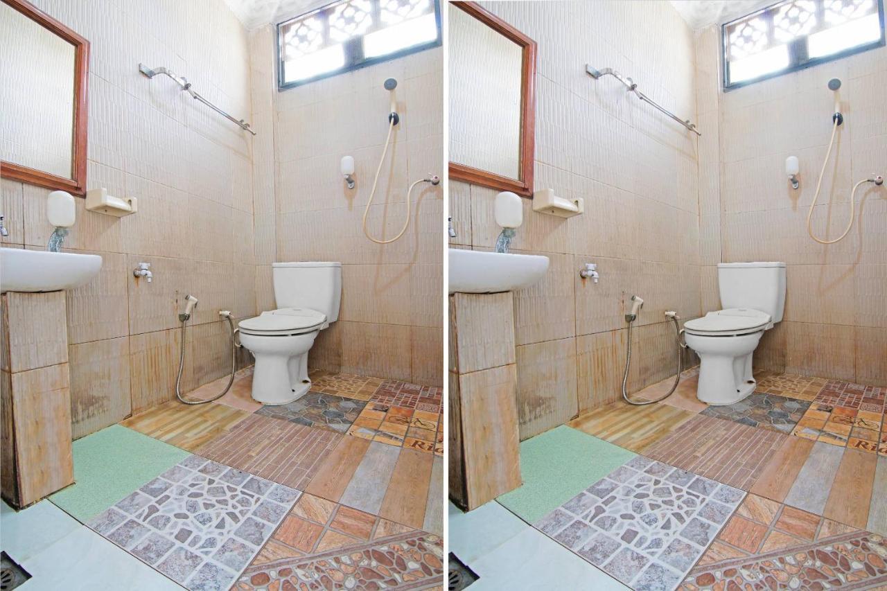 Oyo 91510 Homestay Utama Syariah Pekanbaru Zewnętrze zdjęcie