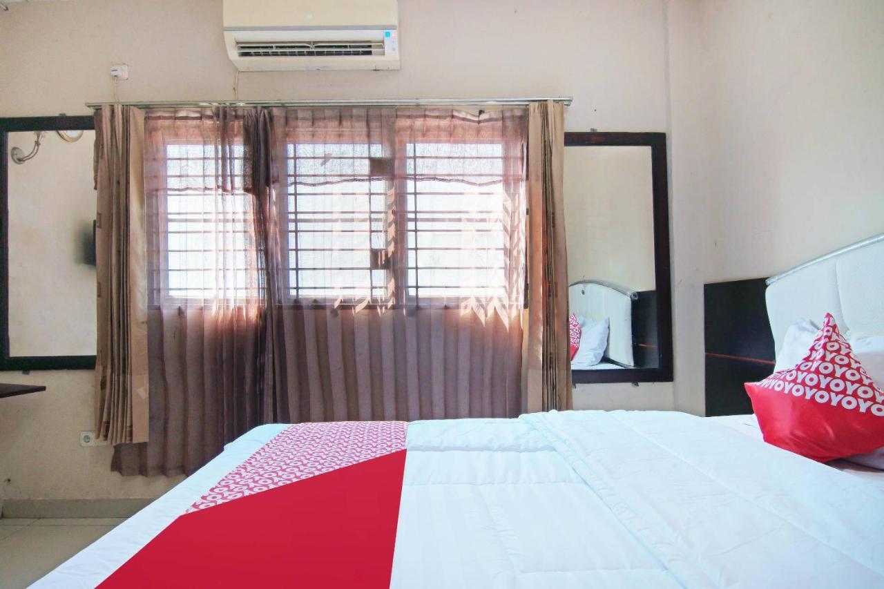 Oyo 91510 Homestay Utama Syariah Pekanbaru Zewnętrze zdjęcie