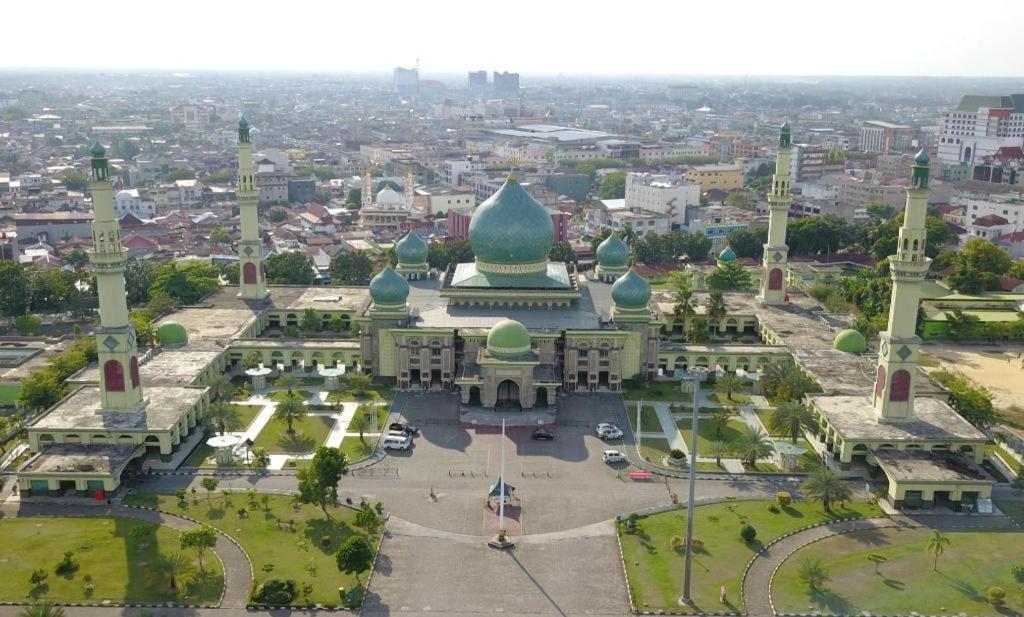 Oyo 91510 Homestay Utama Syariah Pekanbaru Zewnętrze zdjęcie